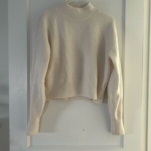 LA atelier white cropped white sweater size S